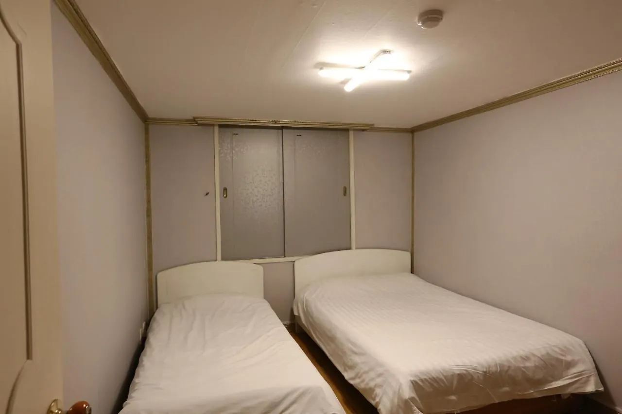 Emerald Ace Hotel Jeju 3*,  South Korea
